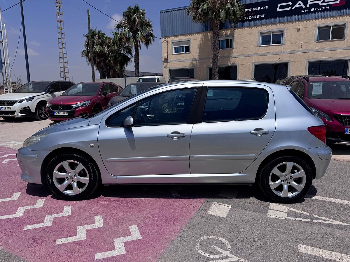 PEUGEOT 307 1.6 PETROL SPANISH LHD IN SPAIN ONLY 61000 MILES SUPERB 2006
